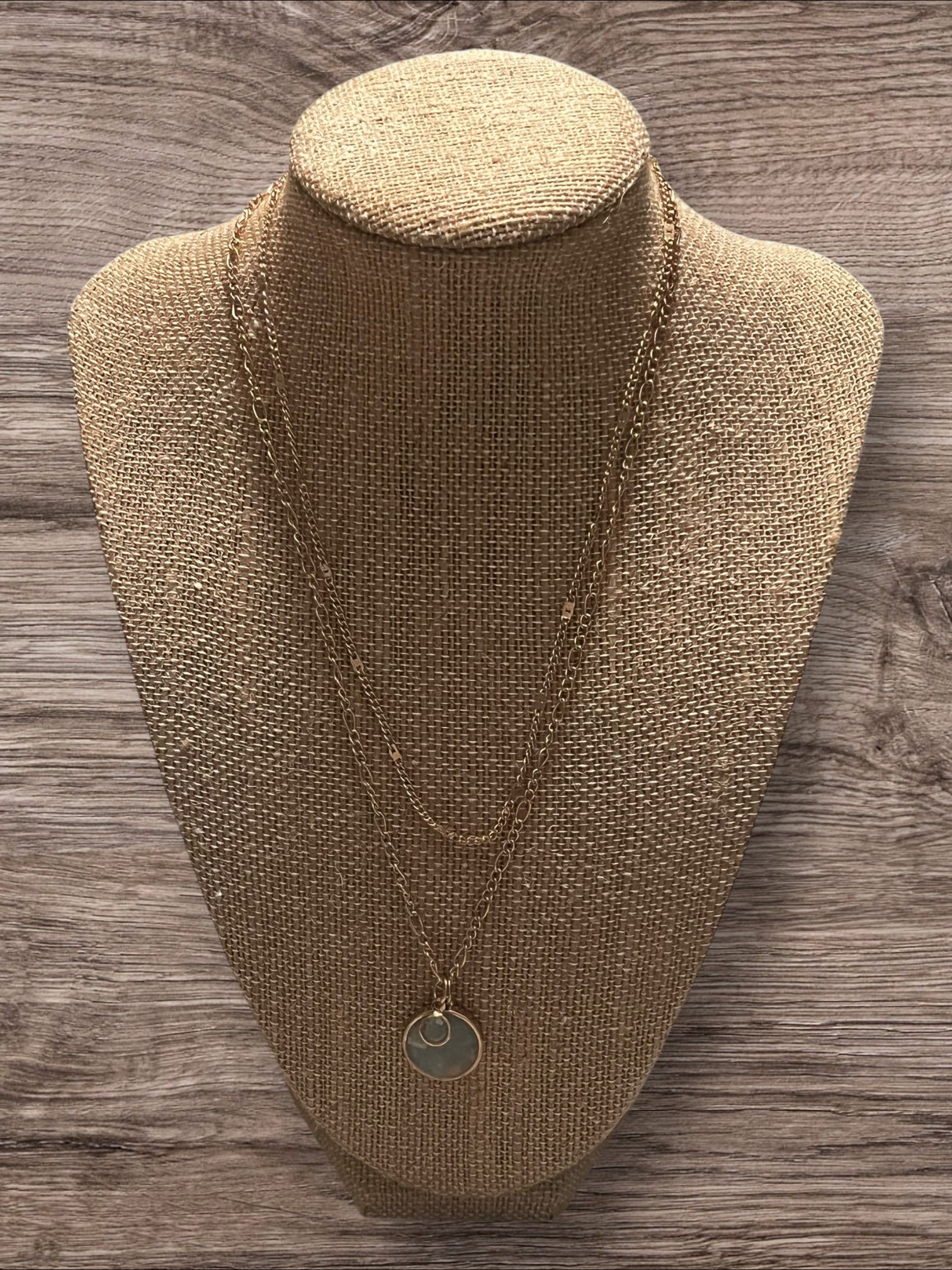 2pc necklace set w/ round disc