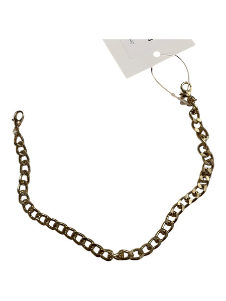 Hat Bar Hat Chain