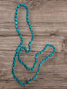 Turquoise beaded necklace