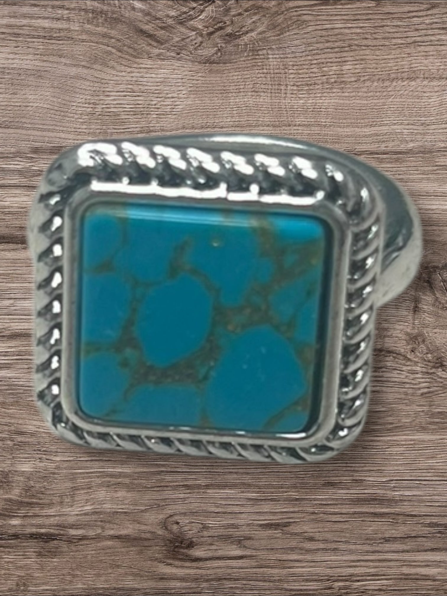 Turquiose stone ring