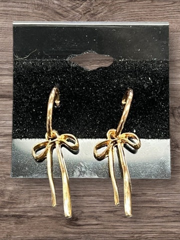 Gold bow earrings
