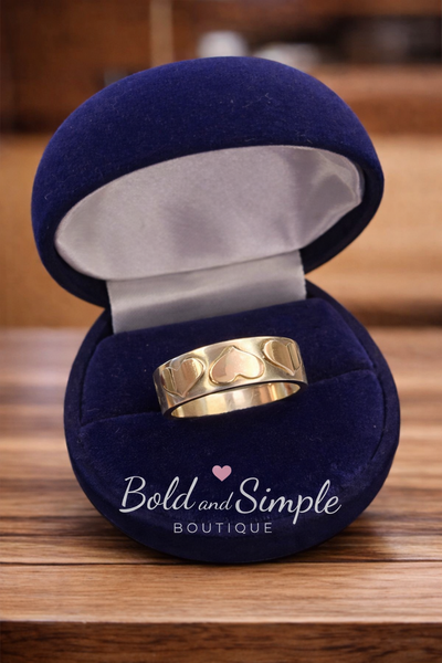 Hearts on Band Ring