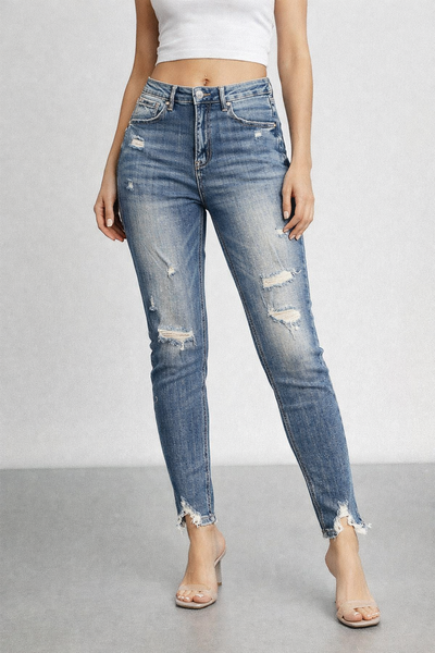 High waisted relaxed jeans