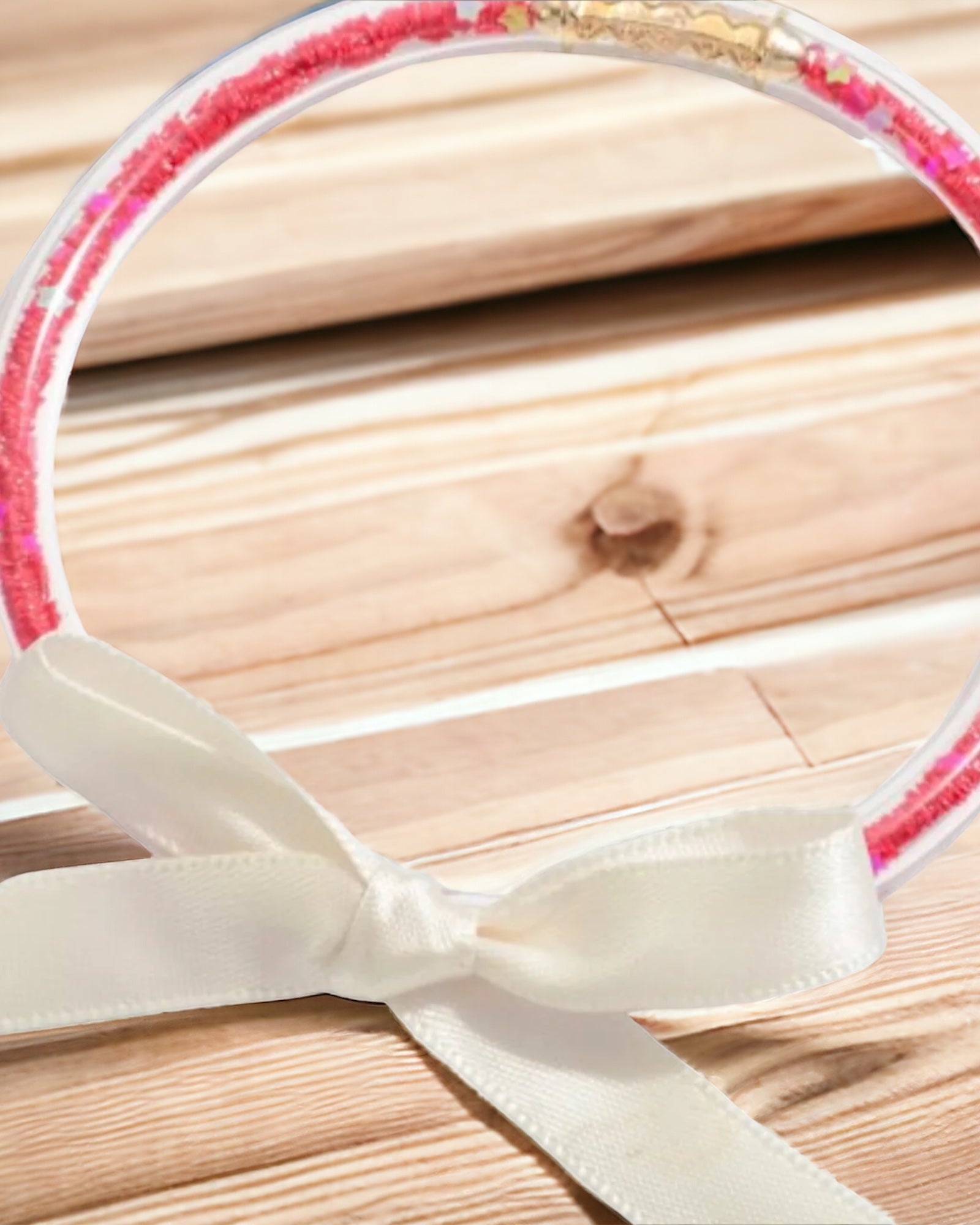 Americana Jelly Bracelet Filled With Star Glitter With Satin Bow