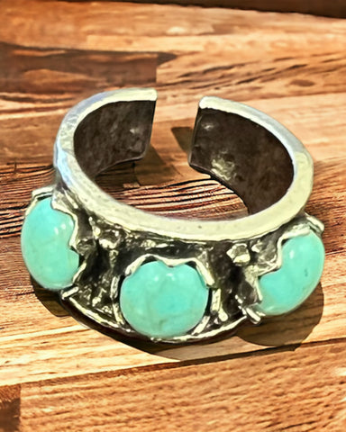 3 stone silver and Turquoise Ring