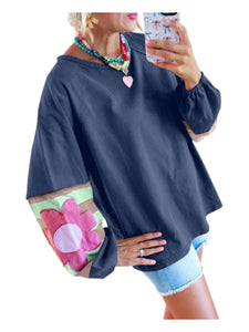 Oversized pullover with blue Flowers