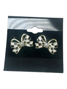 Black and White Checkerd Bow Earrings