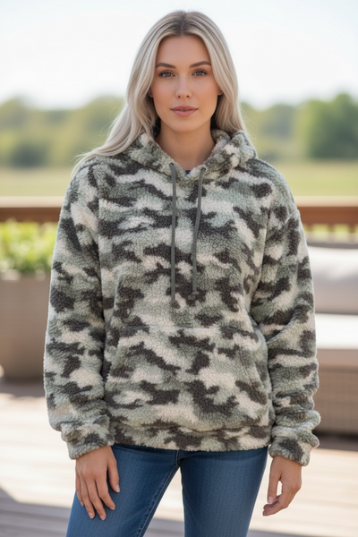 Hooded Camo Pullover