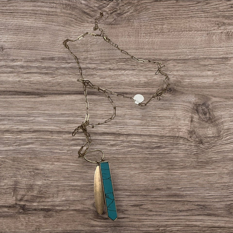 Link chain w/turquoise pendant