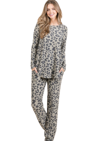 Bombom Animal Print Lounge Top