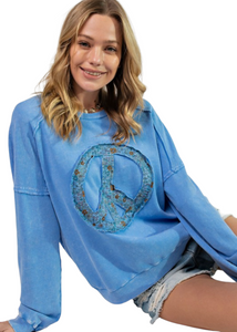 Plus size Peace sign washed pullover