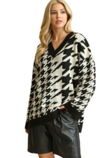 Houndstooth Loose Fit Sweater Top with Side Slits